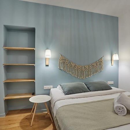 Apartment Center Of Paris By Studio Prestige Exterior photo
